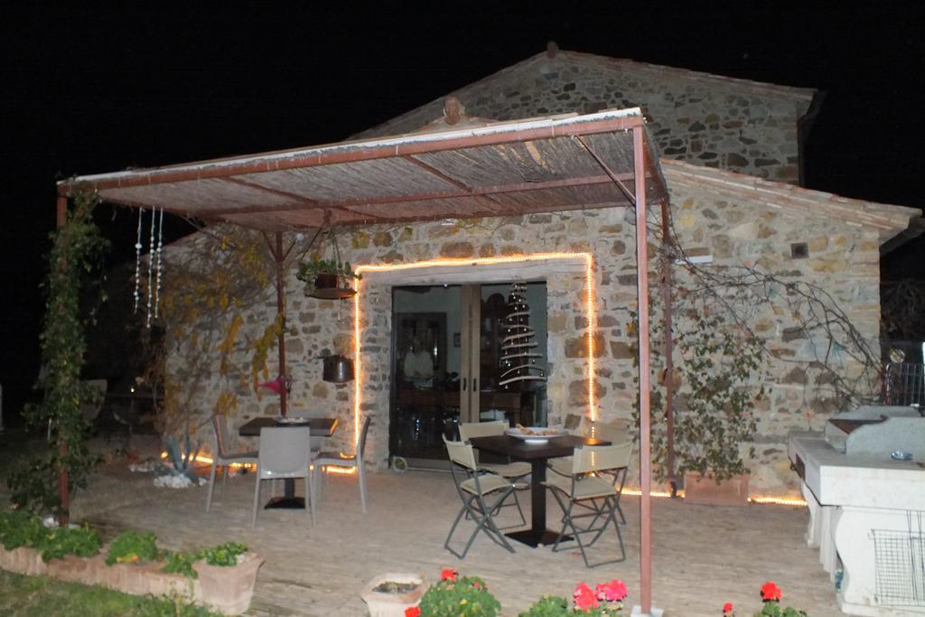 Casetta Dell'Uliveto Macchiascandona Extérieur photo